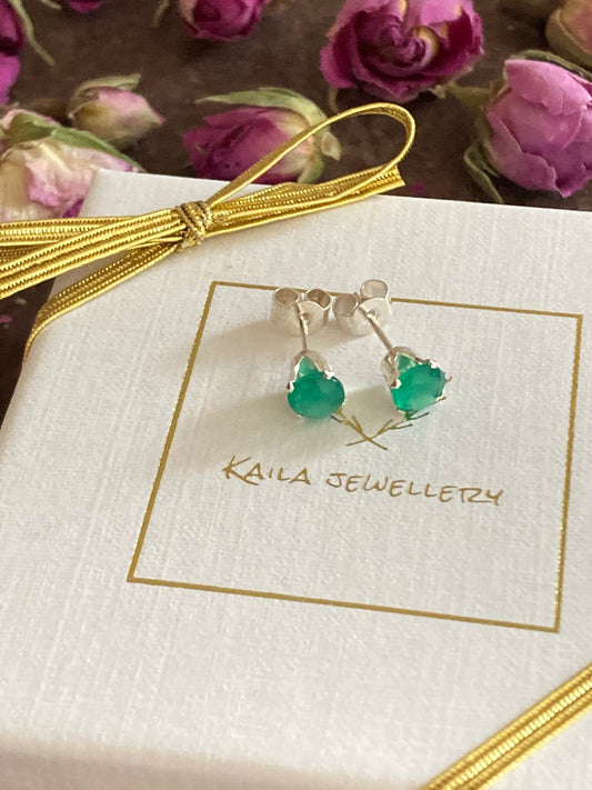 Green onyx sterling silver stud earrings.