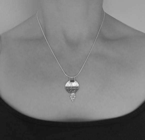Sterling Silver Disc Necklace.