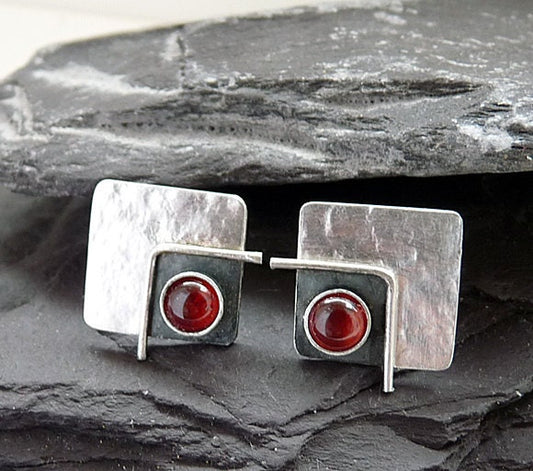 Garnet sterling silver square earrings.