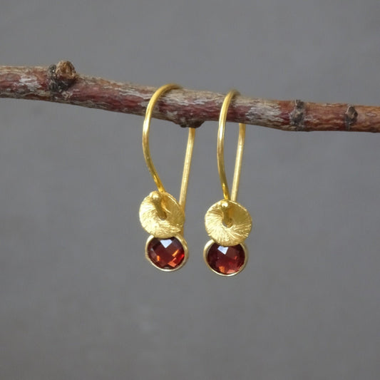 24k gold vermeil and garnet earrings. January birthstone earrings.