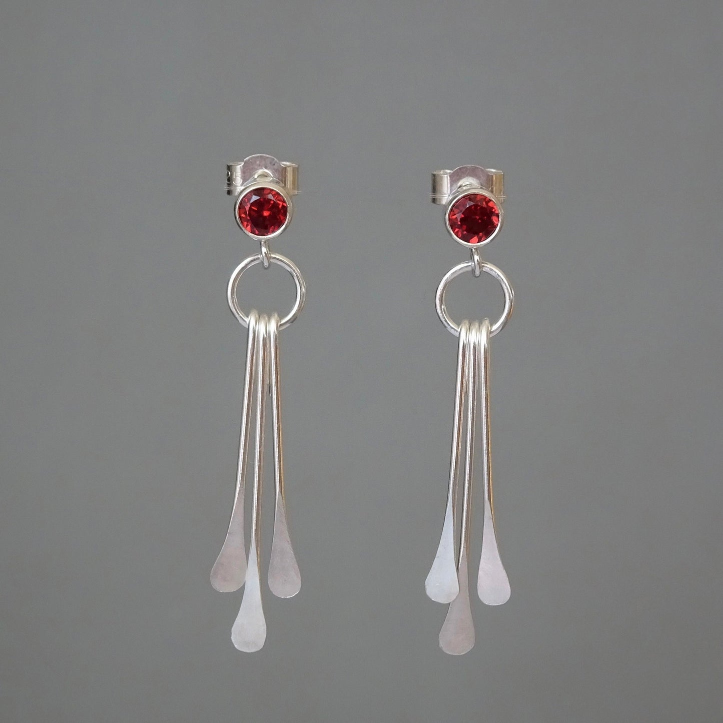 sterling silver garnet earrings