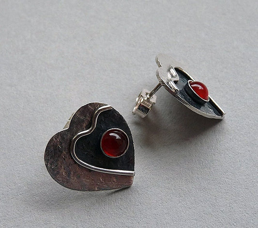 Carnelian sterling silver heart stud earrings.