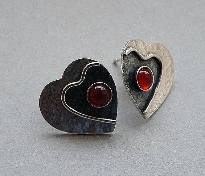 Carnelian sterling silver heart stud earrings.
