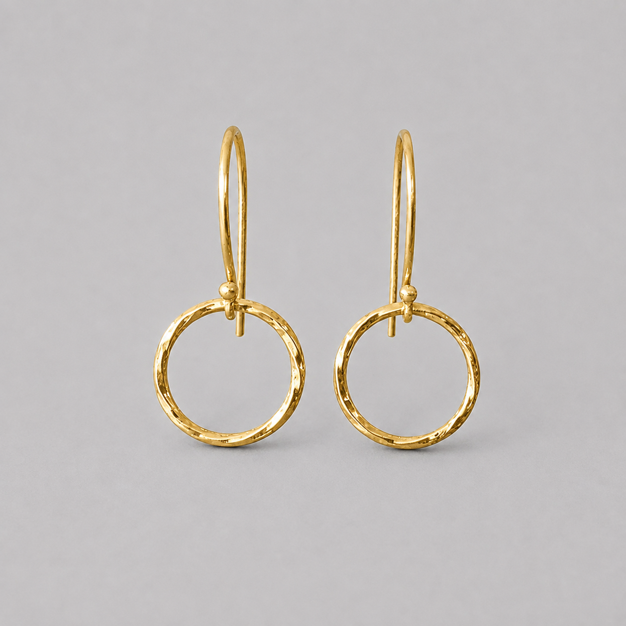 24k Gold Vermeil Circle Earrings.