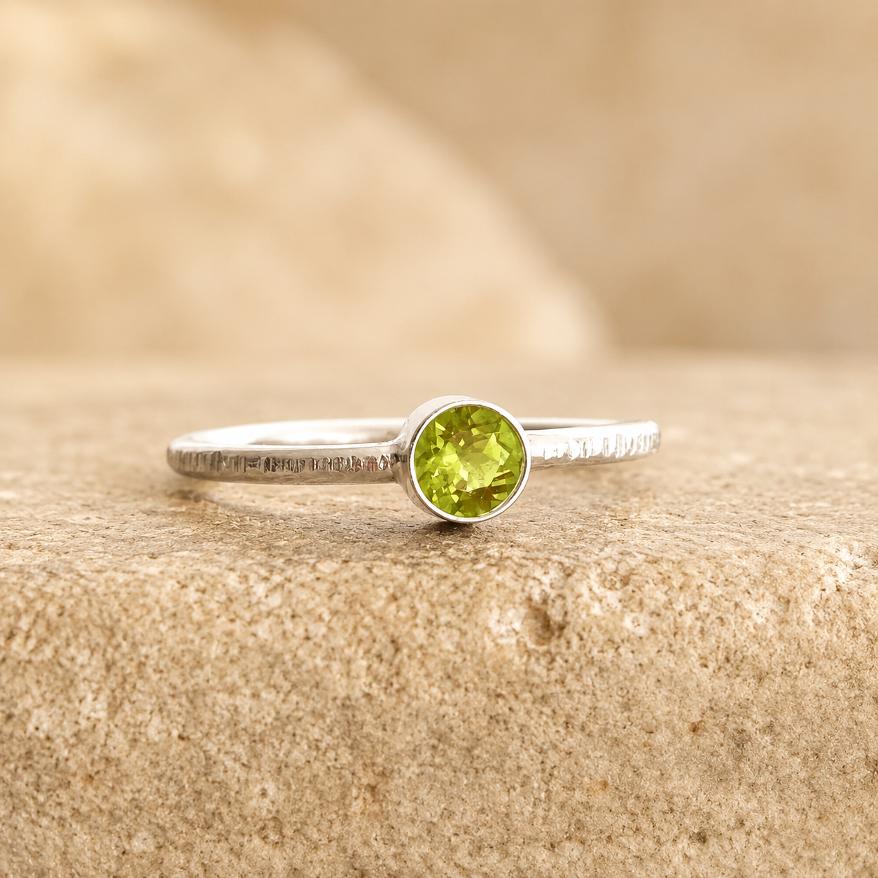 Peridot textured sterling silver stackable ring.