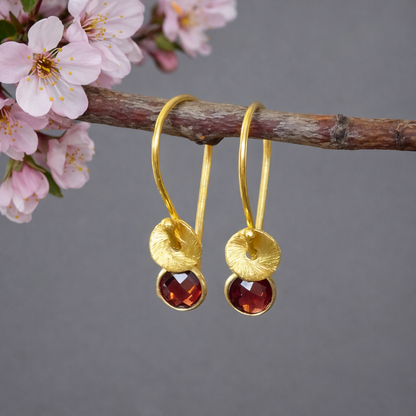 24k gold vermeil and garnet earrings. January birthstone earrings.