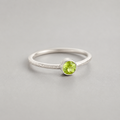 Peridot textured sterling silver stackable ring.