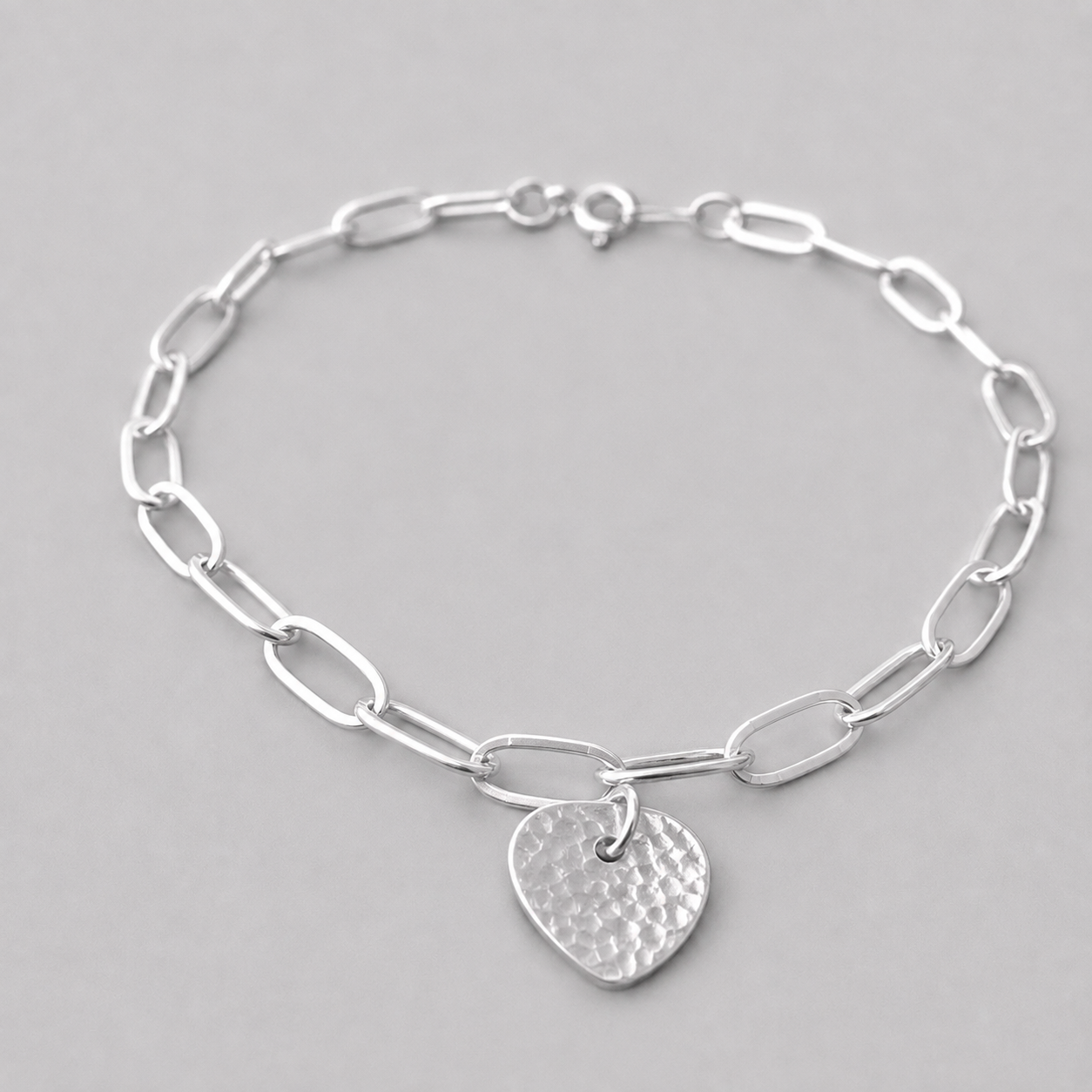 Sterling Silver Heart Charm Bracelet – Hammered Heart Cable Link Bracelet
