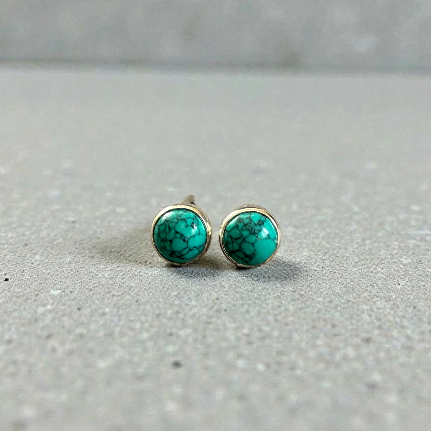Turquoise Round Stud Earrings in 925 Sterling Silver
