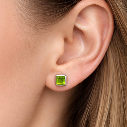 6mm Square Peridot Stud Earrings in 925 Sterling Silver – August Birthstone