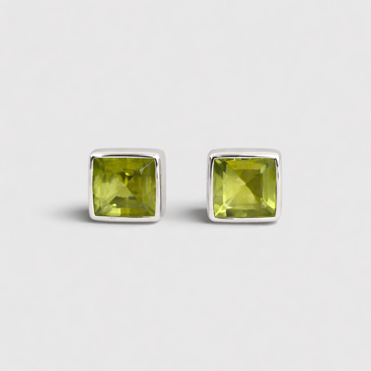 6mm Square Peridot Stud Earrings in 925 Sterling Silver – August Birthstone