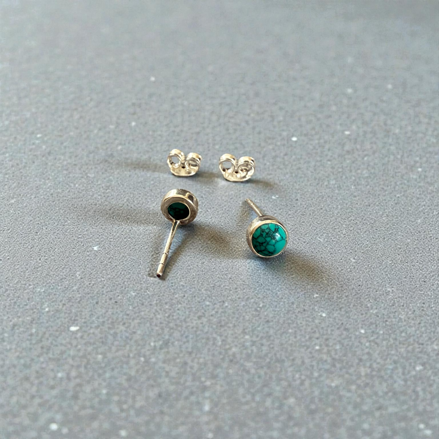 Turquoise Round Stud Earrings in 925 Sterling Silver