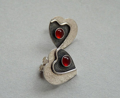 Carnelian sterling silver heart stud earrings.